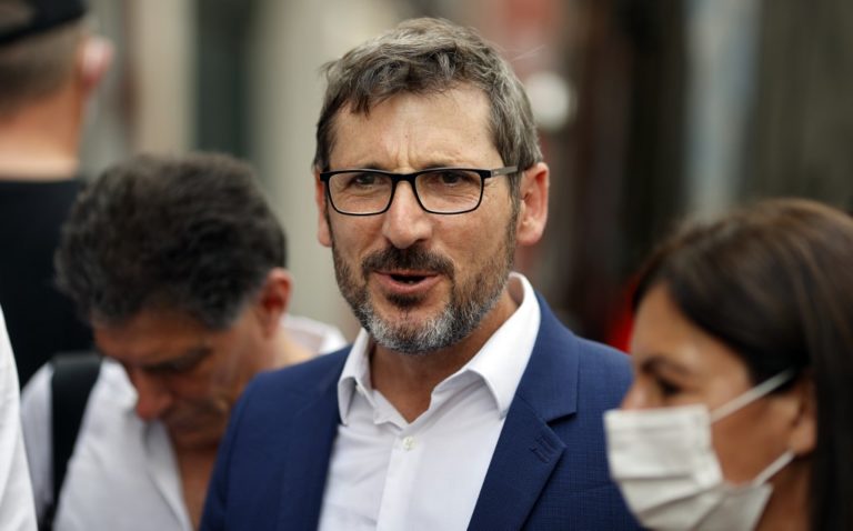 🔻 « La République garantit la préservation de la biodiversité »…
