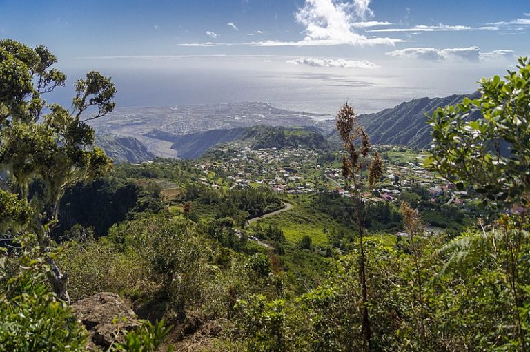 🔻 Incendie à La Réunion : un homme mis en examen pour dégradation involontaire