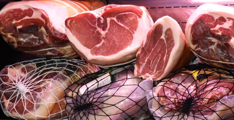 Trop de viande? En Espagne, un « tabou » coriace et des débats musclés 