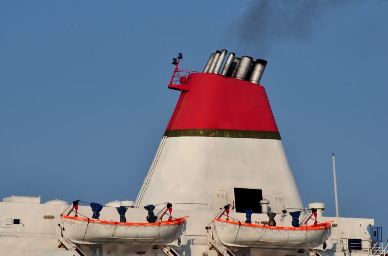 Marseille : une ZFE pour les navires ?